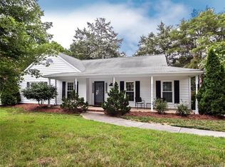 2619 Lytham Dr, Charlotte, NC 28210