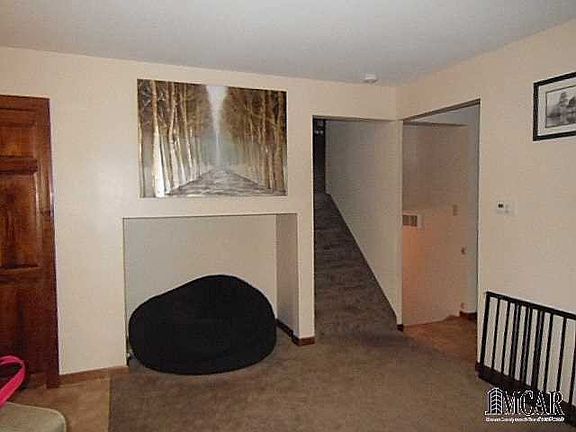 5th image of 7377 Colonial Dr