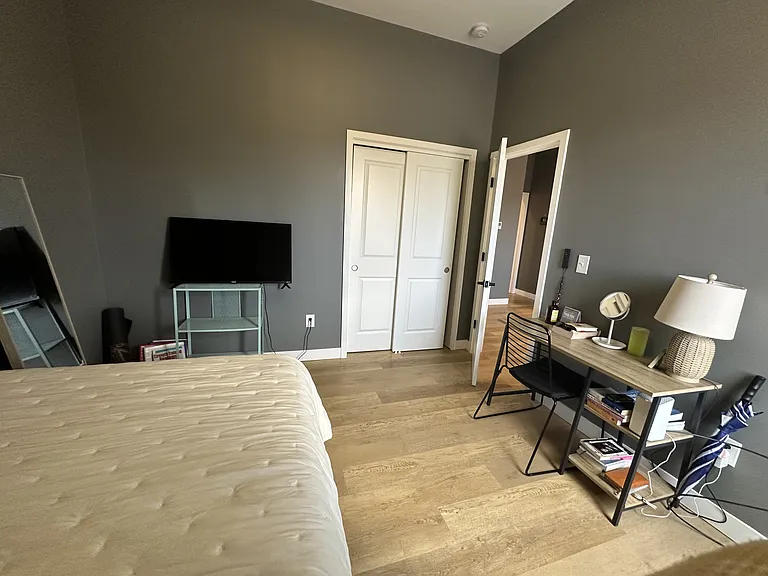 317 S Anderson St #11 — Photo 8