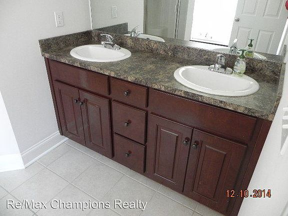 5th image of 219 Lee Road 2137