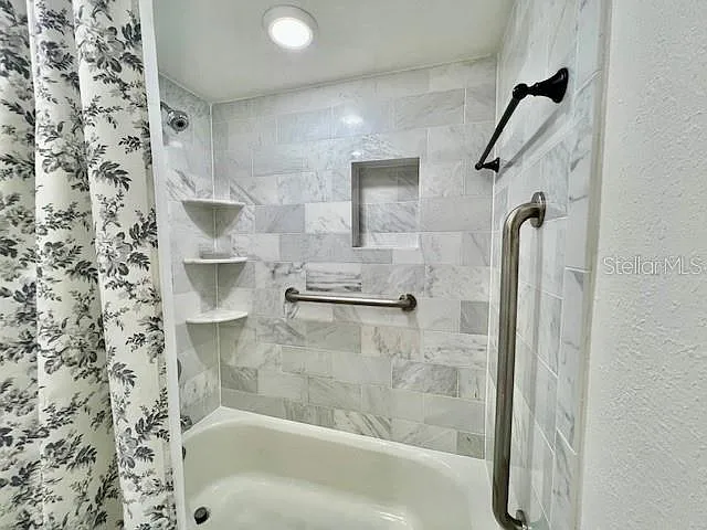 3020 Matecumbe Key Rd #103 — Photo 33