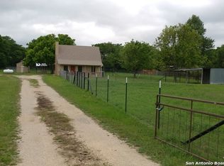 104 Fisherman Bnd, Comfort, TX 78013