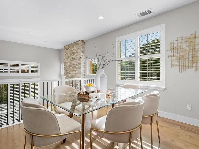 Laird Cir — Photo 29