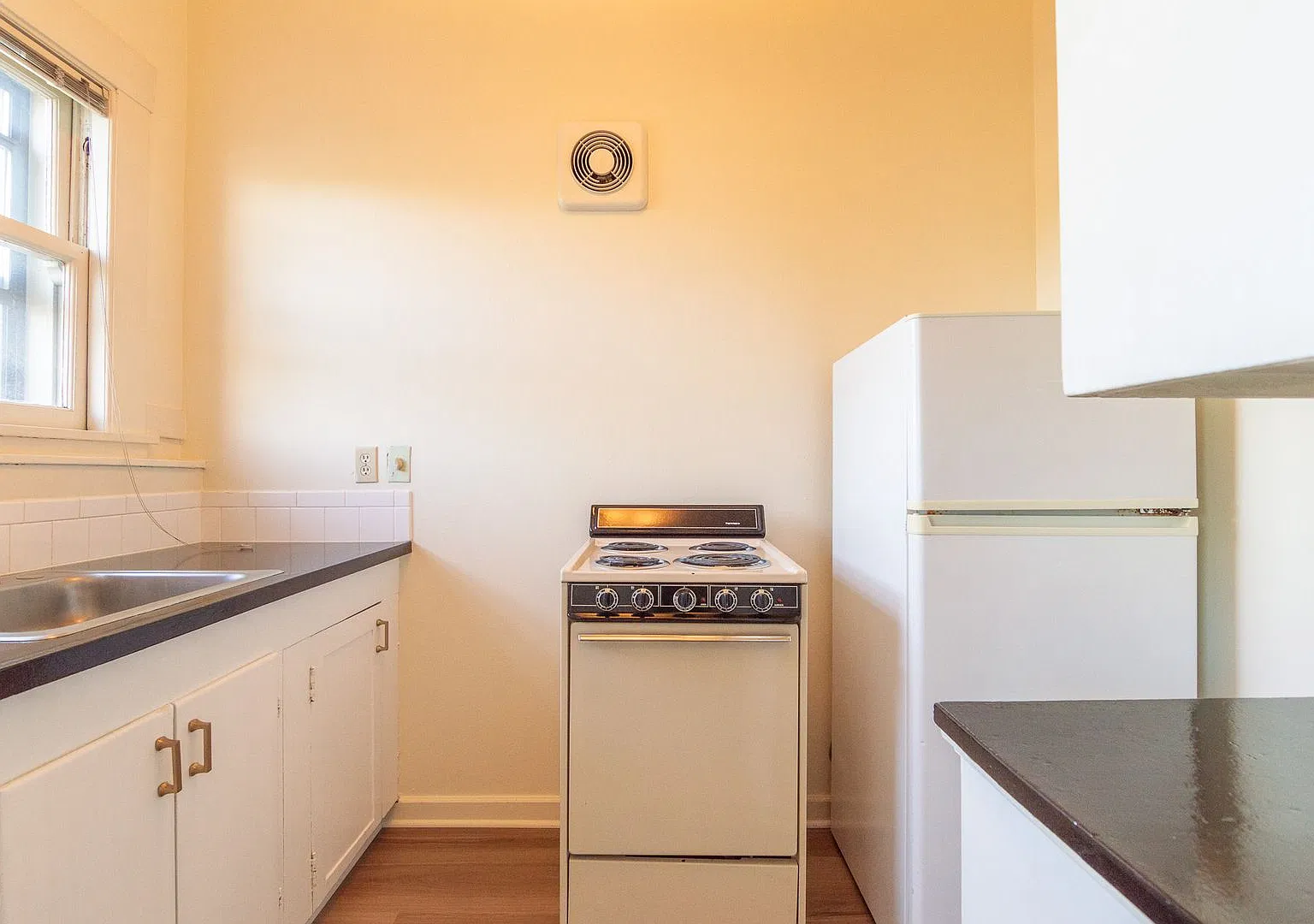 Union Manor — Photo 1