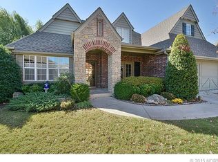 7302 E 95th St, Tulsa, OK 74133