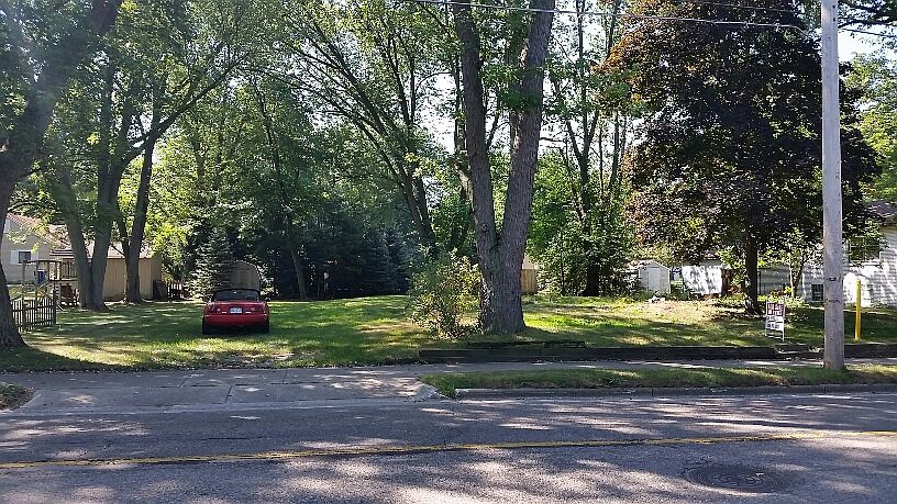 1st image of 1320 S Shore Dr