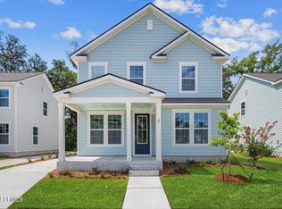 27 Backwater St, Beaufort, SC 29906
