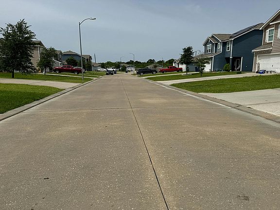 4th image of 5538 Rainbow Rd
