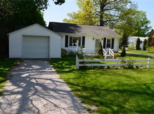 3926 Lake Rd W, Ashtabula, OH 44004