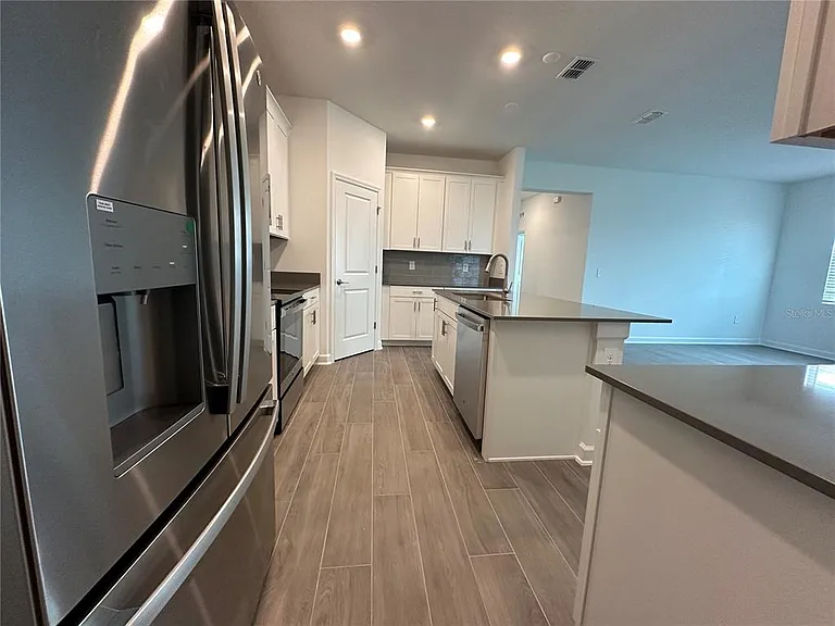 5665 Wood Bridge Place St — Photo 10