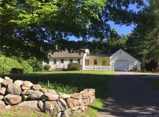 26 Hope Valley Rd, Hebron, CT 06248