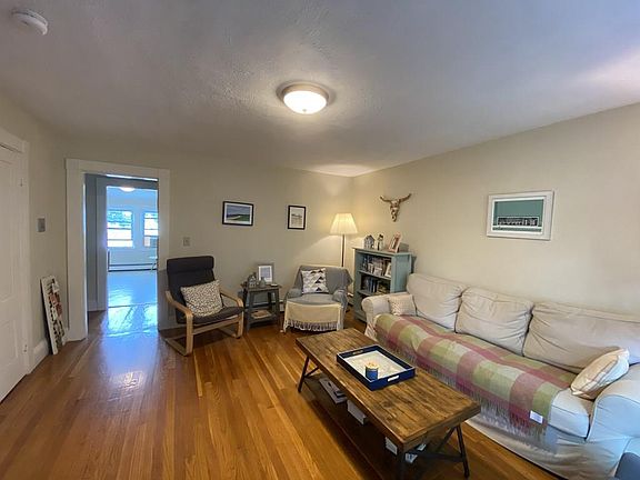 5th image of 15 Lovett St #6