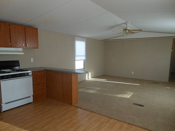 4th image of 13553 E 54th Dr