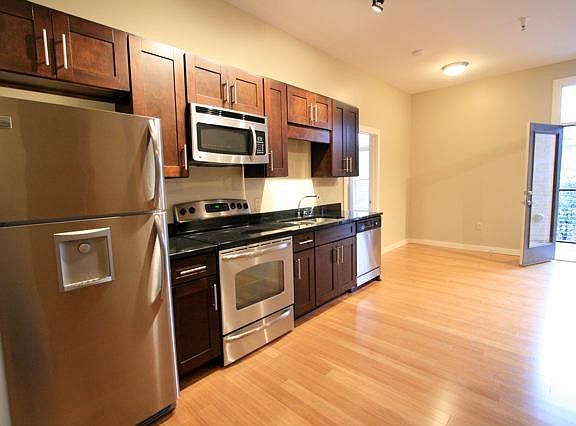 5th image of 1706 18th Ave S Suite 203