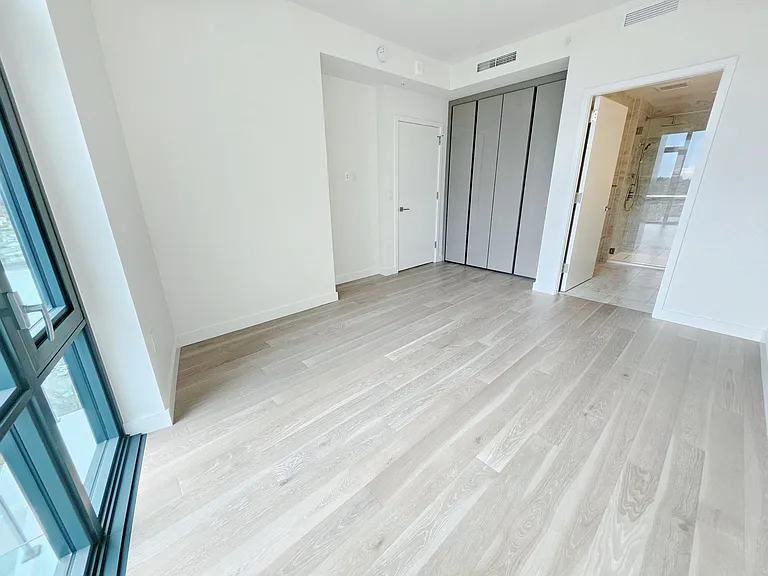 889 103rd Ave NE #1501 — Photo 13