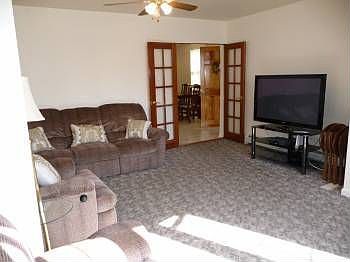5th image of 126 Midland Ave