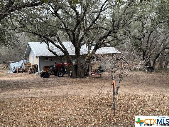 2nd image of 2538 Us Highway 181 N