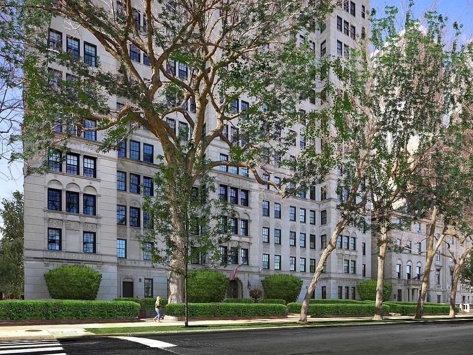 1st image of 1500 N Lake Shore Dr #4B