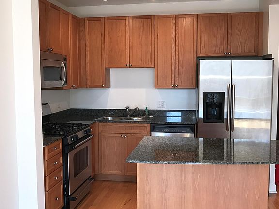 3rd image of 1250 S Michigan Ave Unit 708