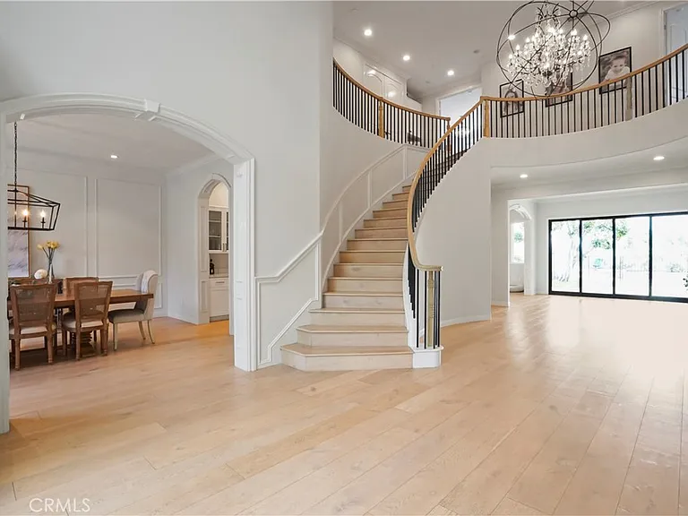 25418 Cumberland Ln — Photo 1