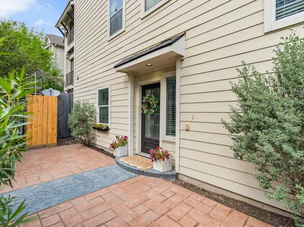 2316 Beall St, Houston, TX 77008