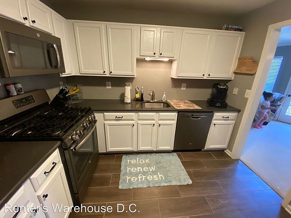 4th image of 8206 Catbird Cir Unit 201