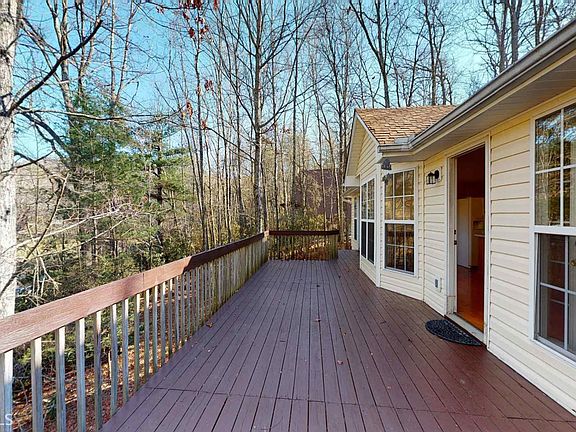 4th image of 310 Eagle Cir #63