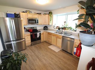 25 Armory Ln #B, Vergennes, VT 05491