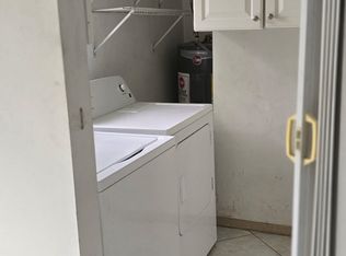 526 Monterey St, North Fort Myers, FL 33903