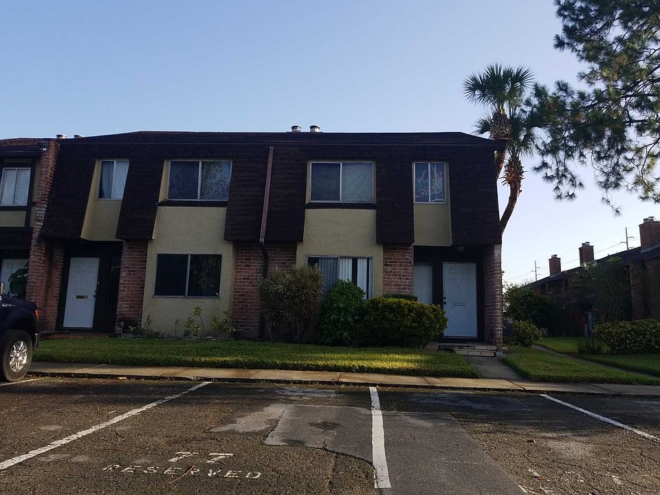 1st image of 2321 Tom Jones St