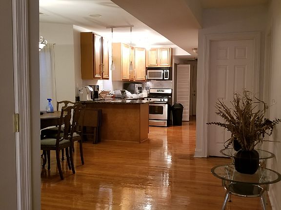 5th image of 6832 S Clyde Ave Unit 1
