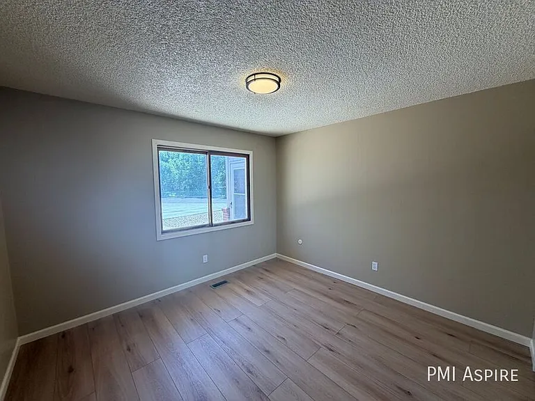 2330 Wedgewood Ave #6A — Photo 7