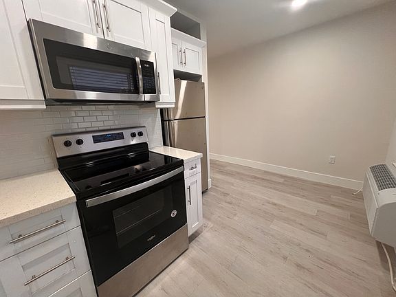 4th image of 11 Menores Ave APT 9