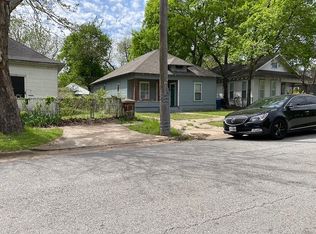 110 E Walker St, Denison, TX 75021