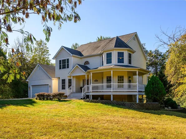 1724 Wade Rd, Pacific, MO 63069