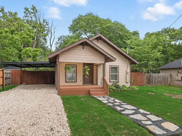 217 N Hawkins St, Waxahachie, TX 75165