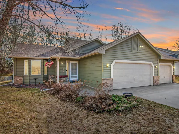 7109 Upper 36th St N, Oakdale, MN 55128