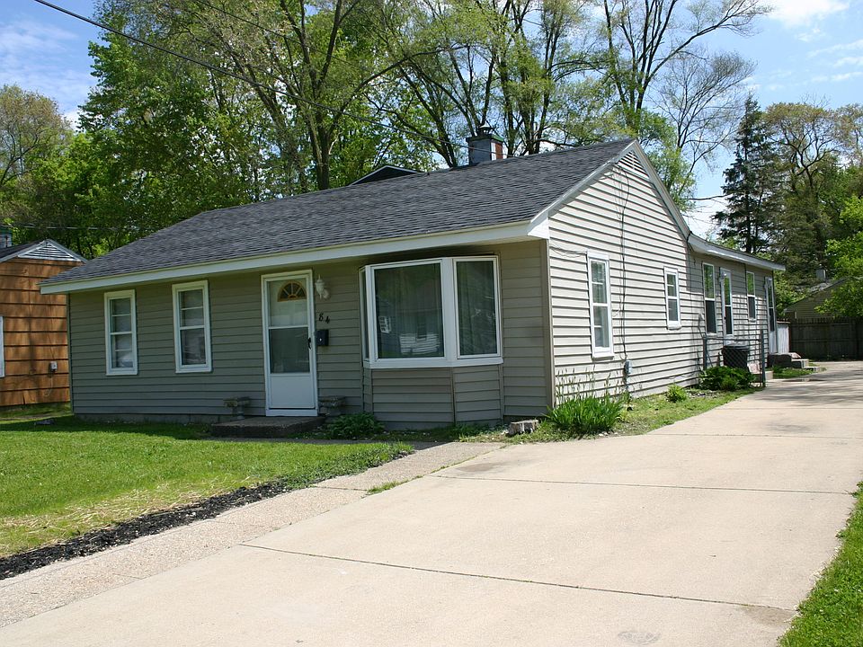 1st image of 84 Cedar Ave N