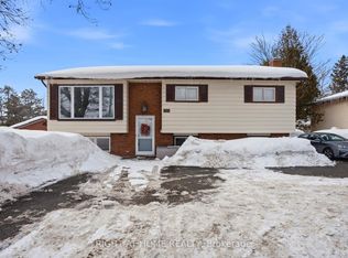 198 Ferndale Dr N, Barrie, ON L4N 9W1