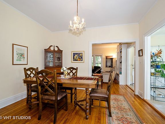 4th image of 2340 Hartrey Ave #1