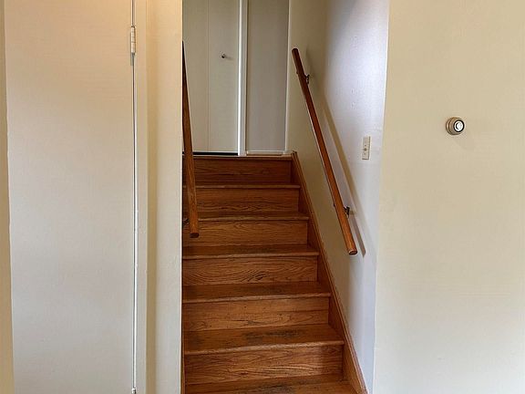 3rd image of 135/137 Albatross St