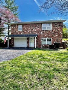 123 Dee St, Moro, IL, 62067