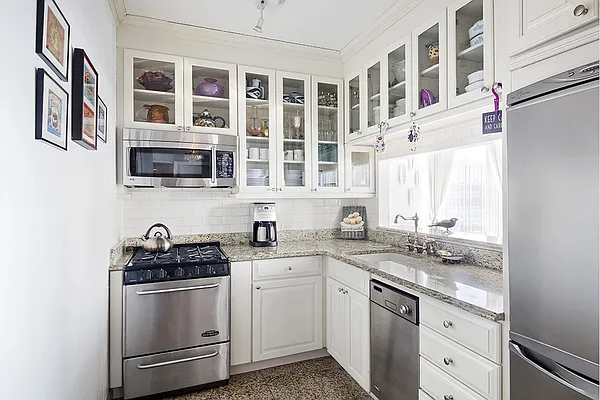 Sold by Stribling | media 10