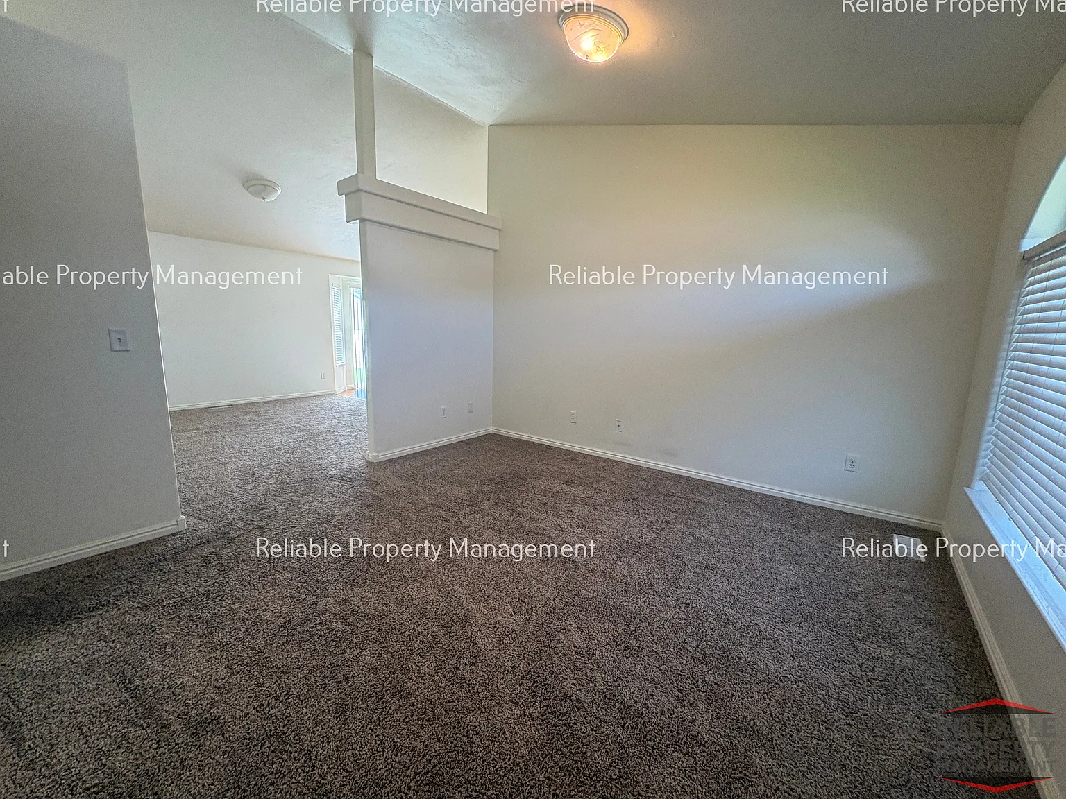 2 bed, $1,595 — Photo 2