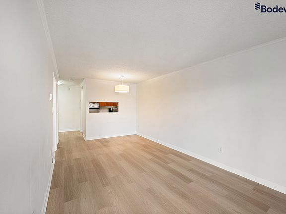 3rd image of 235 W 4th St