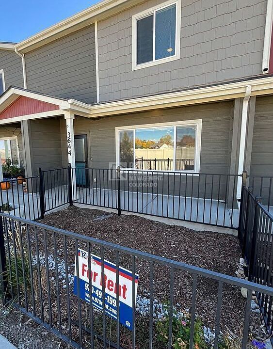 1st image of 3644 Ronald Reagan Ave