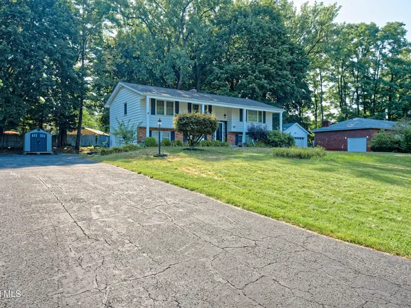 4 Princess Lane, Loudonville, NY 12211