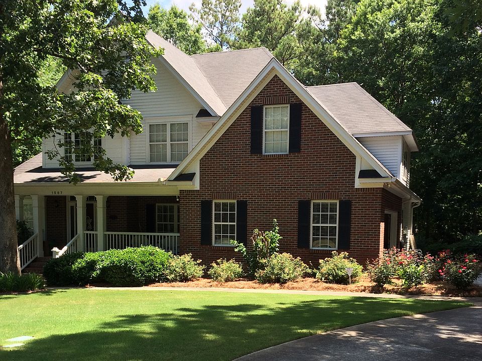 1567 Oak Hill Court