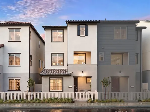 2605 Sprout Ln #101, Corona, CA 92883