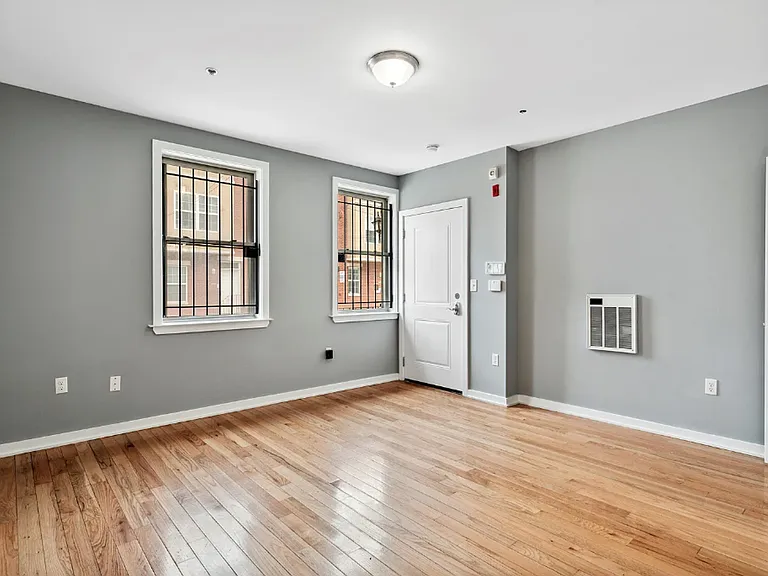 1808 W Berks St — Photo 17